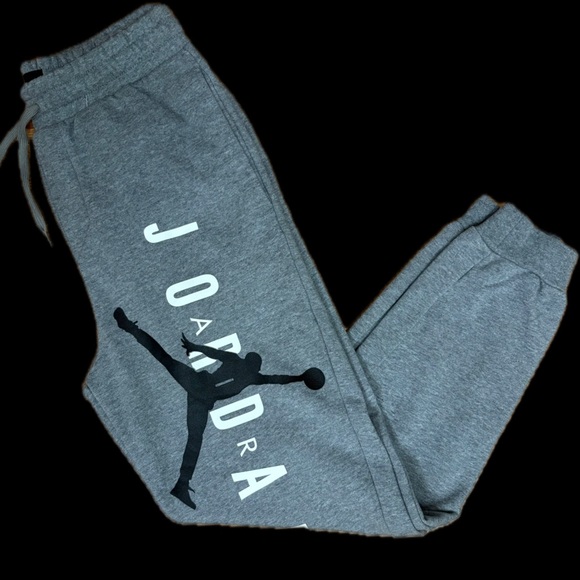 🚫SOLD🚫 Jordan Gray Hoodie and Jogger Set - Picture 12 of 13